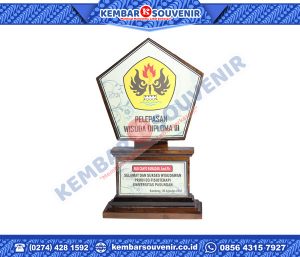 Contoh Piala Dari Akrilik Kabupaten Lebong