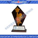 Contoh Piala Akrilik Pemerintah Kabupaten Kutai Barat
