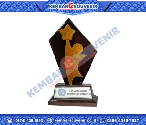 Trophy Akrilik DPRD Kota Dumai