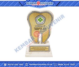 Contoh Piala Dari Akrilik PT BPD BANTEN Tbk