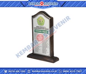 Contoh Piala Dari Akrilik DPRD Kabupaten Trenggalek