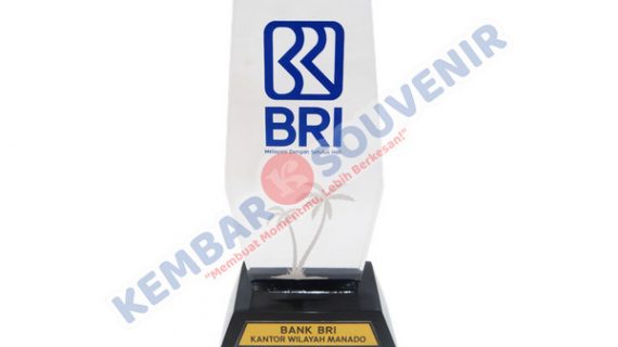 Piala Akrilik Murah Kabupaten Bondowoso