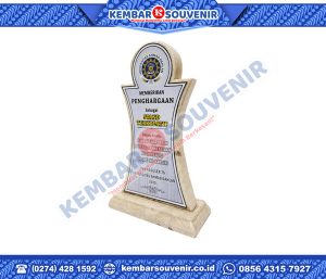 Contoh Piala Akrilik Biro Administrasi Pengawasan Penyelenggaraan Pelayanan Publik Ombudsman Republik Indonesia